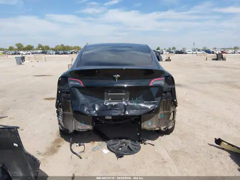 7SAYGDEE6PA112114 — 2023 Tesla Model Y, фото 17 с аукциона IAAI 29.10.2026, ПЕРЕДНЯЯ ЧАСТЬ