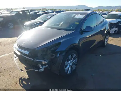 7SAYGDEE9PA119168 — 2023 Tesla Model Y, photo 2 from IAAI 27.10.2026, Front end
