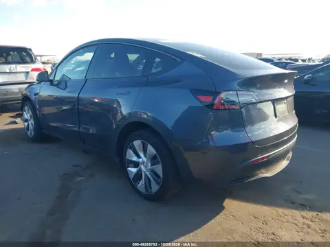7SAYGDEE9PA119168 — 2023 Tesla Model Y, photo 3 from IAAI 27.10.2026, Front end