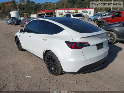 7SAYGDEF0PF790319 — 2023 Tesla Model Y, фото 3 з IAAI, Передня частина справа