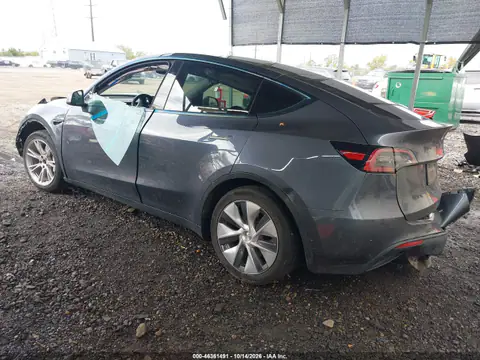 7SAYGDED7PF956074 — 2023 Tesla Model Y, ფოტო 3, IAAI, წინა მარჯვენა ნაწილი