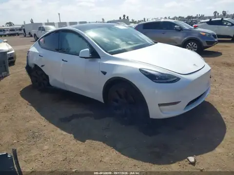7SAYGDED1RF168894 — 2024 Tesla Model Y, Parte trasera (Rear), fotos antes de reparar