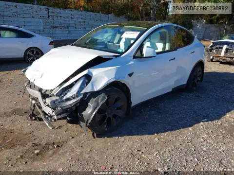 7SAYGDEE8RF130992 — 2024 Tesla Model Y, foto 2 de IAAI, Parte delantera