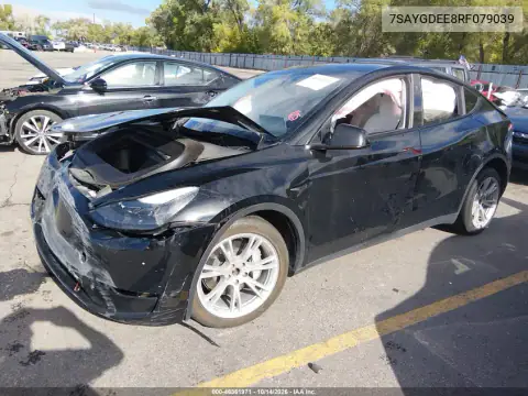 7SAYGDEE8RF079039 — 2024 Tesla Model Y, photo 2 from IAAI, Front and rear