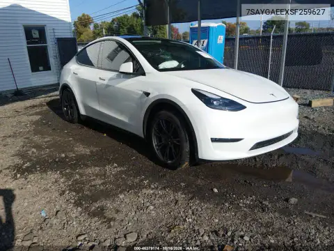 7SAYGAEEXSF259627 — 2025 Tesla Model Y, Лівий бік, фото до ремонту