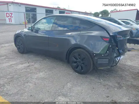 7SAYGDED5SA374982 — 2025 Tesla Model Y, photo 3 from IAAI, Rear end