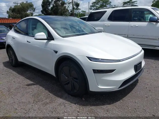 2026 Tesla Model Y VIN 7SAYGDEE3TF520244 фото 1