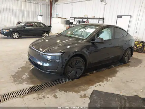 7SAYGDEE8TF416414 — 2026 Tesla Model Y, фото 2 с аукциона IAAI 22.10.2026, Не указано