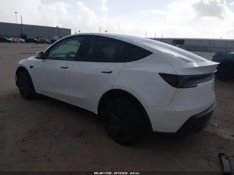 7SAYGDED4TA660596 — 2026 Tesla Model Y, foto 3 de IAAI, Parte trasera
