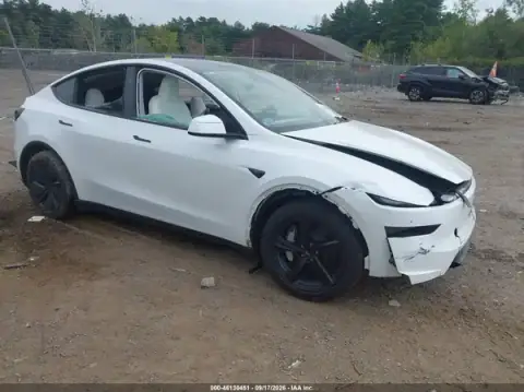 7SAYGDED3TA486553 — 2026 Tesla Model Y, დატბორვა (Flood), ფოტოები შეკეთებამდე