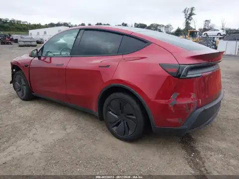 7SAYGDEE0TA475132 — 2026 Tesla Model Y, фото 3 с аукциона IAAI, ПЕРЕДНЯЯ ЧАСТЬ
