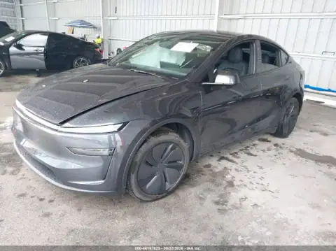 7SAYGDED0TA728540 — 2026 Tesla Model Y, фото 2 з IAAI, Правий бік
