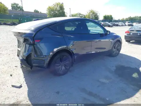 7SAYGDEE8TA473547 — 2026 Tesla Model Y, фото 4 з IAAI, Задня частина