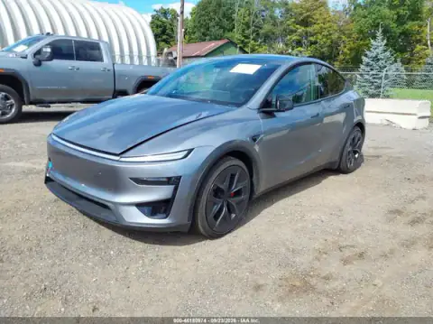 7SAYGDET2TA724397 — 2026 Tesla Model Y, ფოტო 2, IAAI, დატბორვა