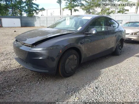 2026 Tesla Model Y VIN 7SAYGDEDXTA592336 фото 2