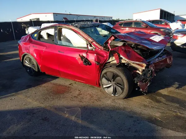 7SAYGDED4TA765459 — 2026 Tesla Model Y, Опрокидывание (Rollover), фото до ремонта