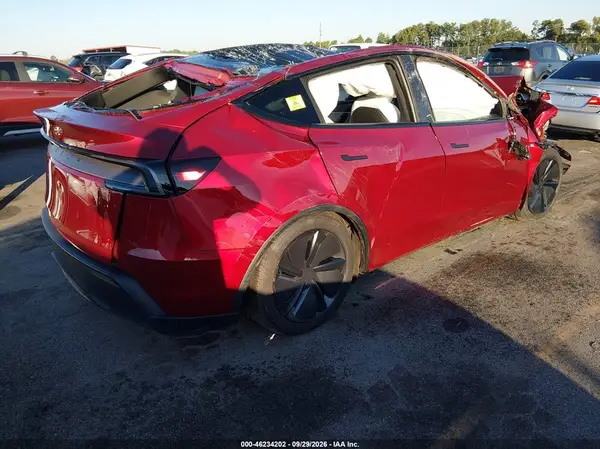 7SAYGDED4TA765459 — 2026 Tesla Model Y, фото 4 с аукциона IAAI, Опрокидывание