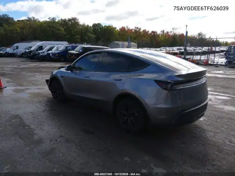 7SAYGDEE6TF626039 — 2026 Tesla Model Y, zdjęcie 3 z IAAI, Przód