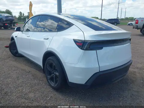 2026 Tesla Model Y Premium Rear-Wheel Drive/Rear-Wheel Drive VIN 7SAYGDED9TA432724 фото 3