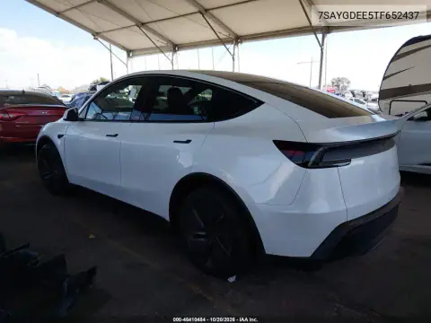 7SAYGDEE5TF652437 — 2026 Tesla Model Y, photo 3 from IAAI, Right front