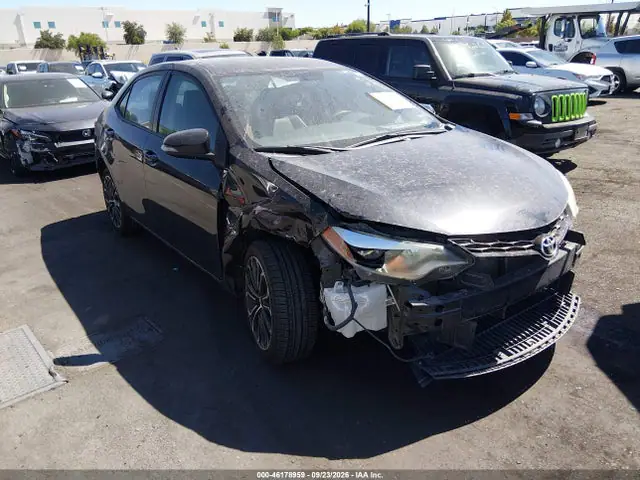 5YFBURHE2FP300655 — 2015 Toyota Corolla S Plus, Delantera derecha (Right Front), fotos antes de reparar