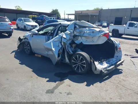 2T1BURHE4JC032703 — 2018 Toyota Corolla SE, foto 3 de IAAI 28.10.2026, Parte trasera