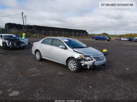 2T1BU4EE1DC069140 — 2013 Toyota Corolla, წინა ნაწილი, ფოტოები შეკეთებამდე