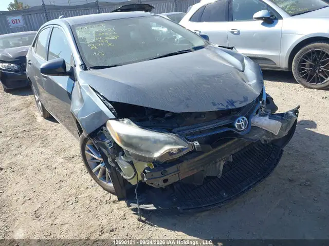2T1BURHE4FC343698 — 2015 Toyota Corolla, Przód (Front), zdjęć przed naprawą