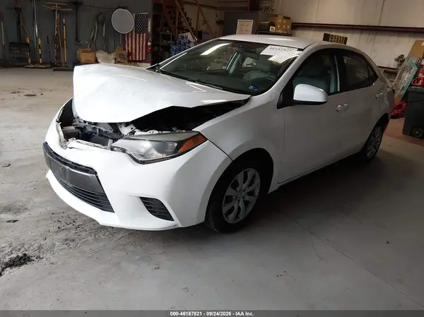 2T1BURHE0GC619604 — 2016 Toyota Corolla, zdjęcie 2 z IAAI 11.10.2026, Przód