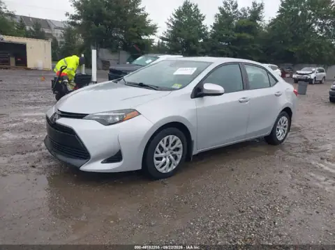 2T1BURHE6HC934697 — 2017 Toyota Corolla, photo 2 from IAAI, Undercarriage damage