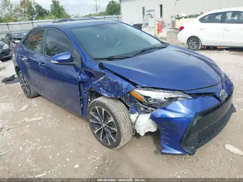2T1BURHE7HC897501 Toyota Corolla 2017 — დაზიანება წინა მარჯვენა ნაწილი, ფოტო შეკეთებამდე