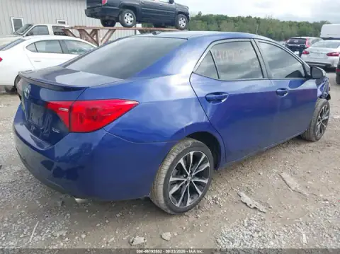 2T1BURHE7HC897501 — 2017 Toyota Corolla, ფოტო 4, IAAI, წინა მარჯვენა ნაწილი
