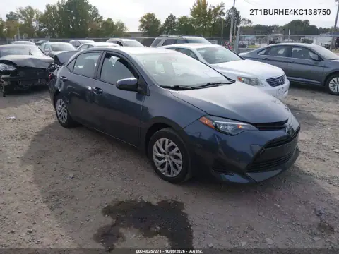 2T1BURHE4KC138750 — 2019 Toyota Corolla, Задняя часть, фото до ремонта