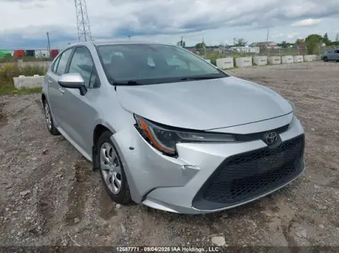 5YFBPRBE7LP015929 Toyota Corolla 2020 — daño Parte delantera, foto antes de reparar