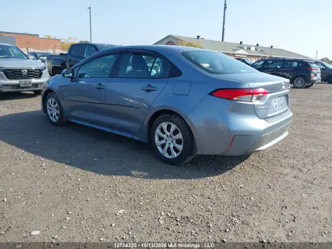 5YFBPMBE4MP260059 — 2021 Toyota Corolla, photo 3 from IAAI 26.10.2026, Hail