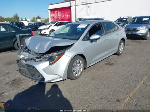 JTDEPMAE0MJ181085 — 2021 Toyota Corolla, photo 2 from IAAI, Front end