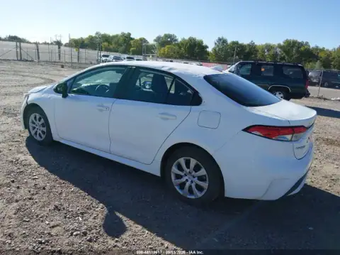 5YFEPMAE4MP187354 — 2021 Toyota Corolla, ფოტო 3, IAAI, სეტყვა