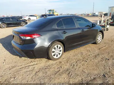 5YFEPMAE8MP255459 — 2021 Toyota Corolla, фото 4 с аукциона IAAI, левый бок