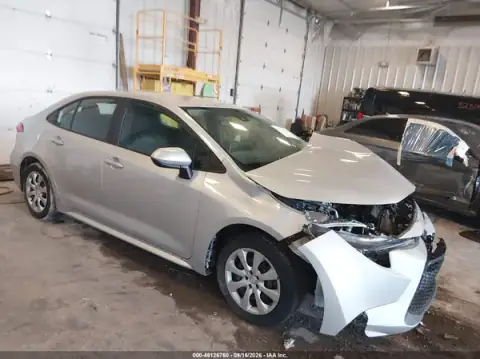 5YFEPMAEXMP157761 — 2021 Toyota Corolla, Parte delantera (Front End), fotos antes de reparar