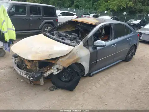 JTDEPMAEXMJ166321 — 2021 Toyota Corolla, foto 2 de IAAI, Incendio del motor