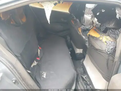 JTDEPMAEXMJ166321 — 2021 Toyota Corolla, zdjęcie 8 z IAAI, Pożar silnika