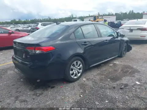 5YFEPMAE5MP248484 — 2021 Toyota Corolla, foto 4 de IAAI, Parte delantera