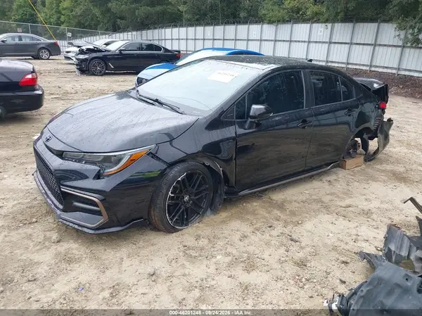 5YFS4MCE1MP082926 — 2021 Toyota Corolla, foto 2 de IAAI, Parte delantera y trasera