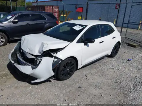JTND4MBE9M3110941 — 2021 Toyota Corolla, photo 2 from IAAI, Front end