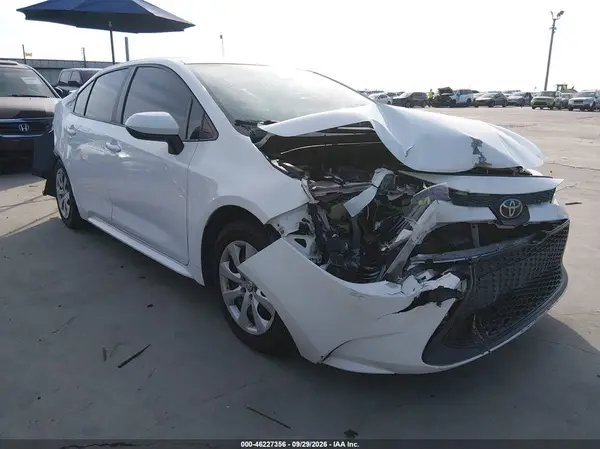 5YFEPMAEXMP257617 Toyota Corolla 2021 — повреждение Передняя и задняя части, фото до ремонта