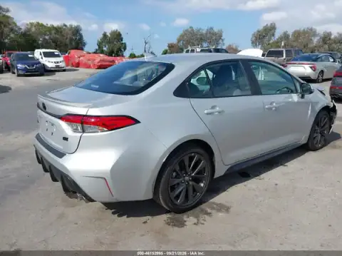 5YFS4MCEXTP262744 — 2026 Toyota Corolla, ფოტო 4, IAAI, წინა მარჯვენა ნაწილი