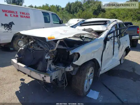 JTEDS42AX92092711 — 2009 Toyota Highlander, photo 2 from IAAI, Rollover