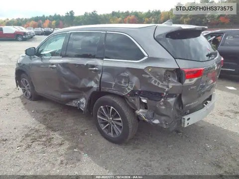 5TDJZRFH0HS373575 — 2017 Toyota Highlander, foto 4 de IAAI, Lado izquierdo