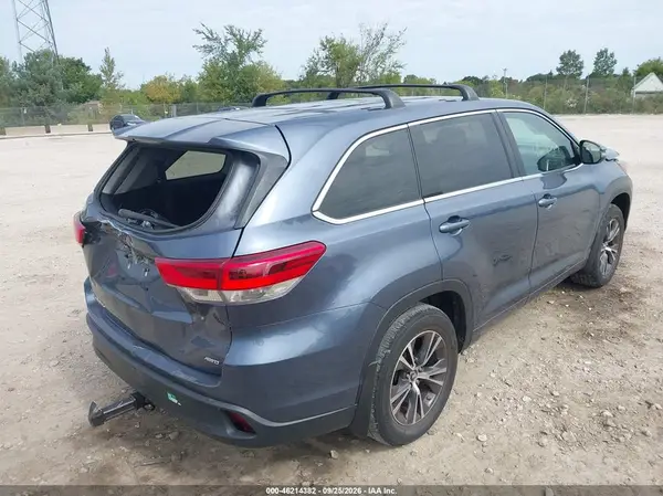 2018 TOYOTA HIGHLANDER VIN 5TDBZRFH5JS876514 фото 4