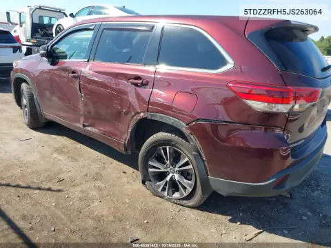 5TDZZRFH5JS263064 — 2018 Toyota Highlander, фото 4 с аукциона IAAI, ЗАДНЯЯ ЧАСТЬ
